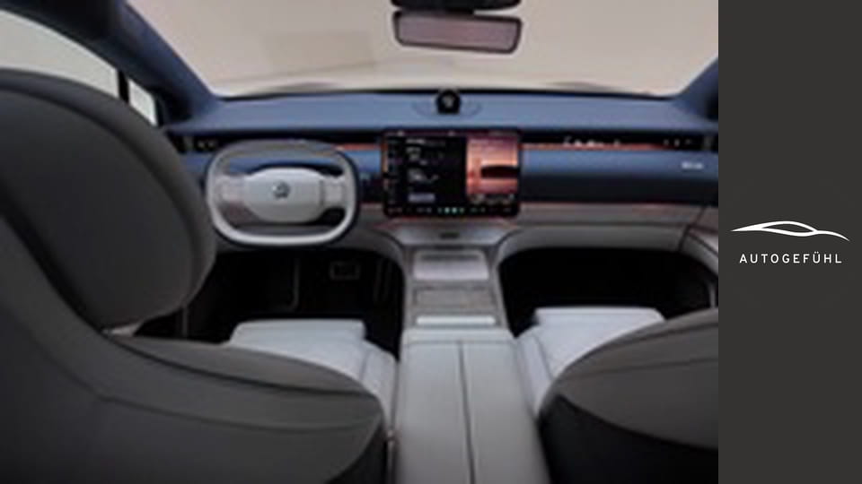 Should Audi, Mercedes and BMW be afraid of this luxury sedan? Nio ET9 REVIEW