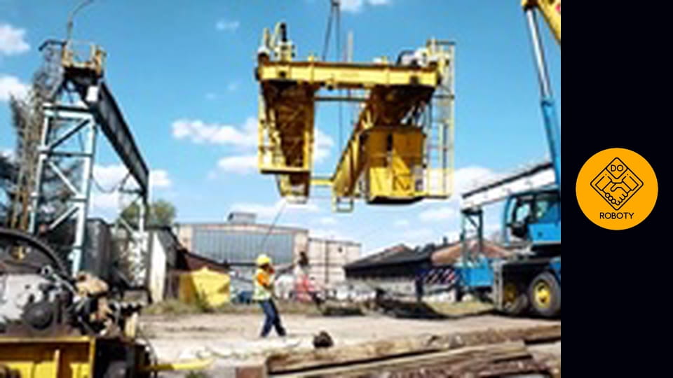 JAK WYGLĄDA PRACA NA DŹWIGU