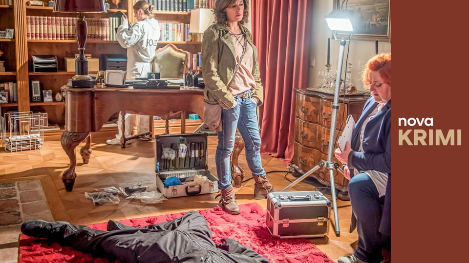 Vraždy v Kitzbühelu S20E10 - Pod proudem