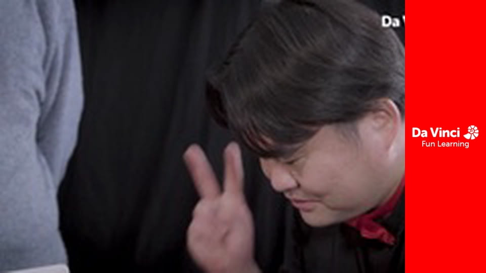 Один талант - Вес Пі: всесвітньовідомий фізичний комедіант