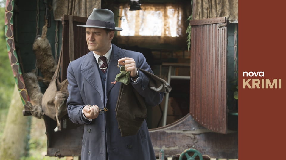 Otec Brown S1E5 - Apollónovo oko