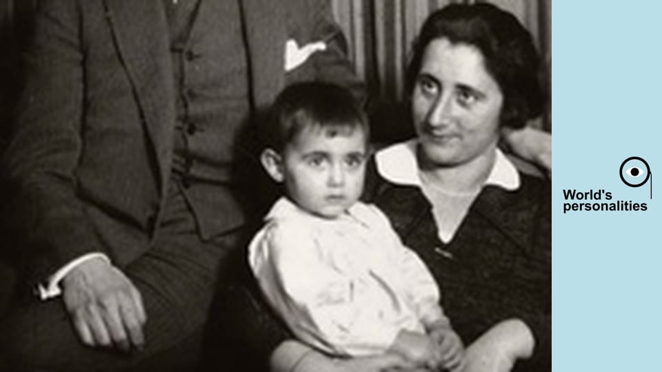 A Tale of Two Sisters - Anne Frank