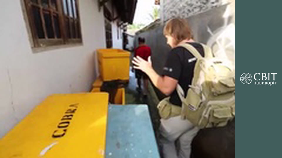 Season 5, Episode 15, Indonesia