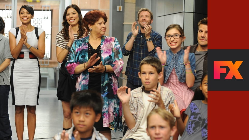 Кости S7E7 - Осужденный в коллекторе