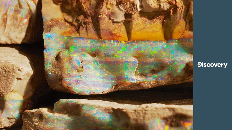 Hledání opálů v australském vnitrozemí S8E7 - Neidentifikovatelný fluoreskující opál