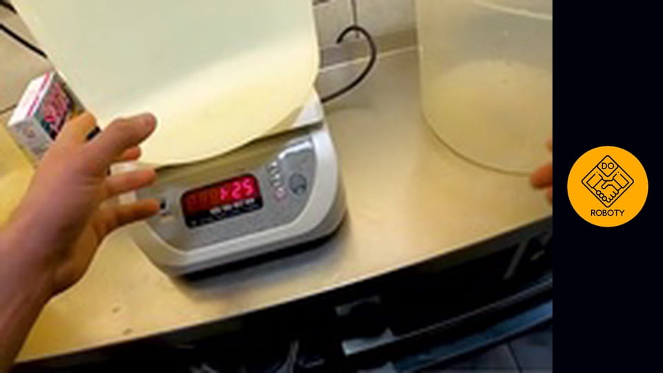 PRACA W PIZZERII - ILE ZAROBIMY ROBIĄC PIZZE?!