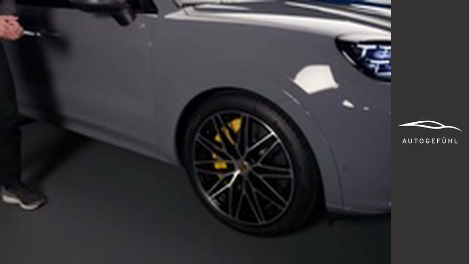 New Porsche Cayenne 2024 REVIEW with design and tech upgrade!