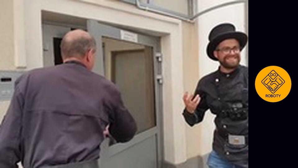 PRZEPCHAŁEM ZAPCHANY KOMIN - PRACA NA WYSOKOŚCI