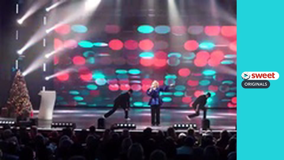 Новорічна пісенна садиба Частина 1