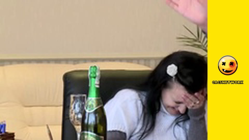 Naked & Funny, 177 еп.