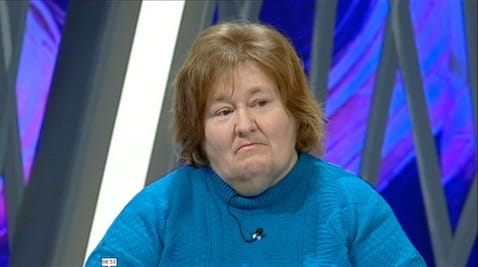 На привязи у матери