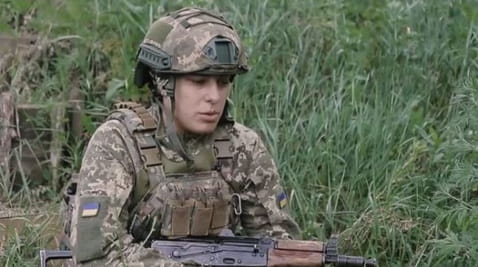 18. VISITOR BRDM-2 ABOUT WHY ZSU IS ONE FAMILY - MARIA | WARRIOR. FRONTLINE