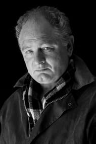 Фільми з актором Едріан Голлі