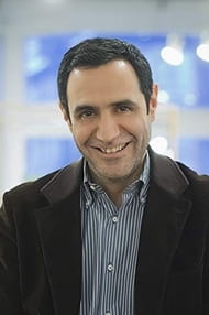 Ταινίες με τον ηθοποιό Karren Karagulian