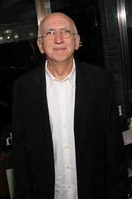 Фільми з актором Джозеф Дж. Олісі