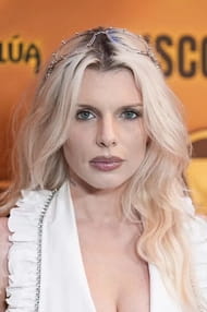 Filma me aktorin Julia Fox