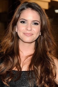 Filmai su aktoriumi Shelley Hennig - SWEET.TV Filmai su aktoriumi Shelley Hennig