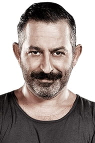 Filmai su aktoriumi Cem Yilmaz