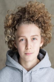 Фільми з актором Деклан Майл-Хауелл