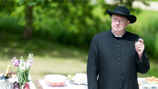 Father Brown (2013) – 1 season 1 episode