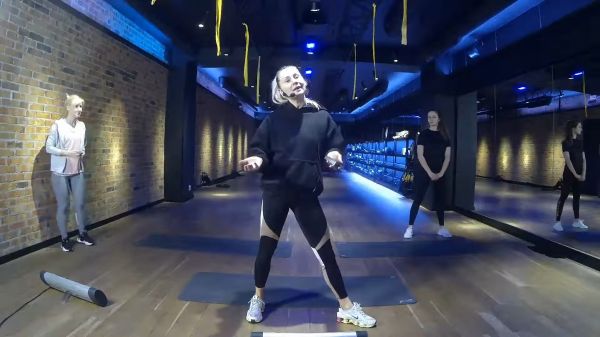 Stretching: Workout with Smartass (2021) – anna tymoshchuk 1 episode
