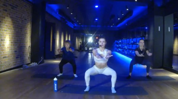Stretching: Workout with Smartass (2021) – alina gavrick 1 episode
