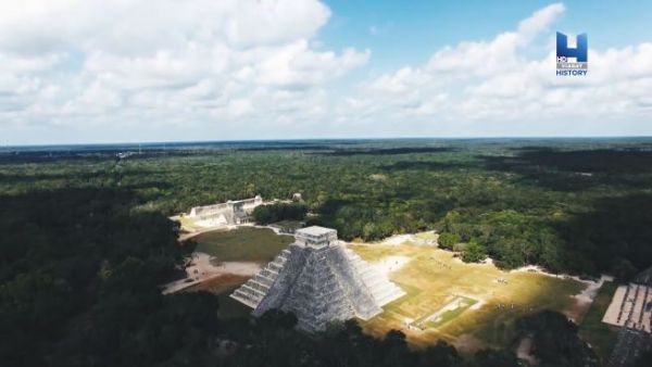 Lost Treasure Tombs of the Ancient Maya (2018) - 1 episode