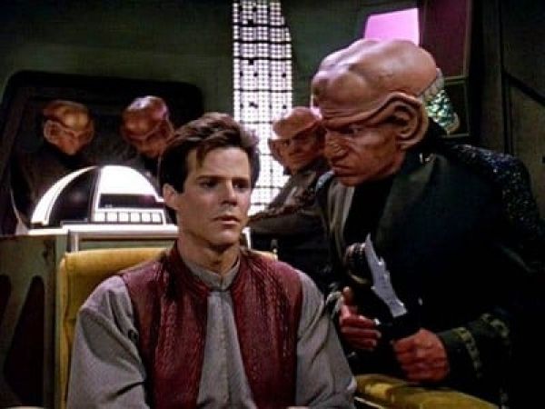 Зоряний шлях: Наступне покоління: 7 Сезон (1993) - 22 серія